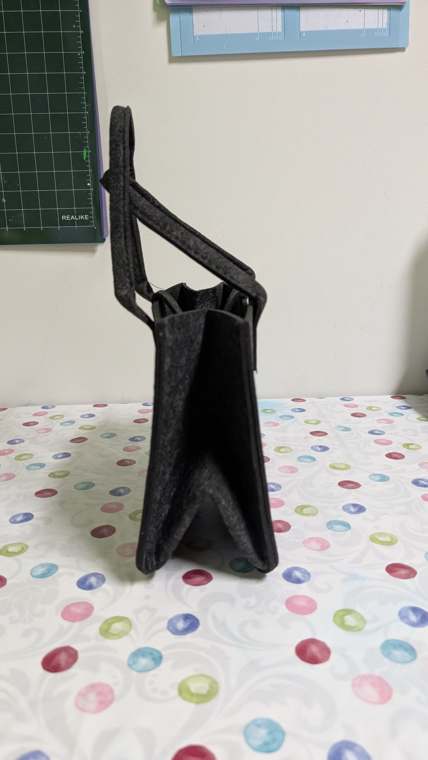 Filztasche Anthrazit mit Knopf