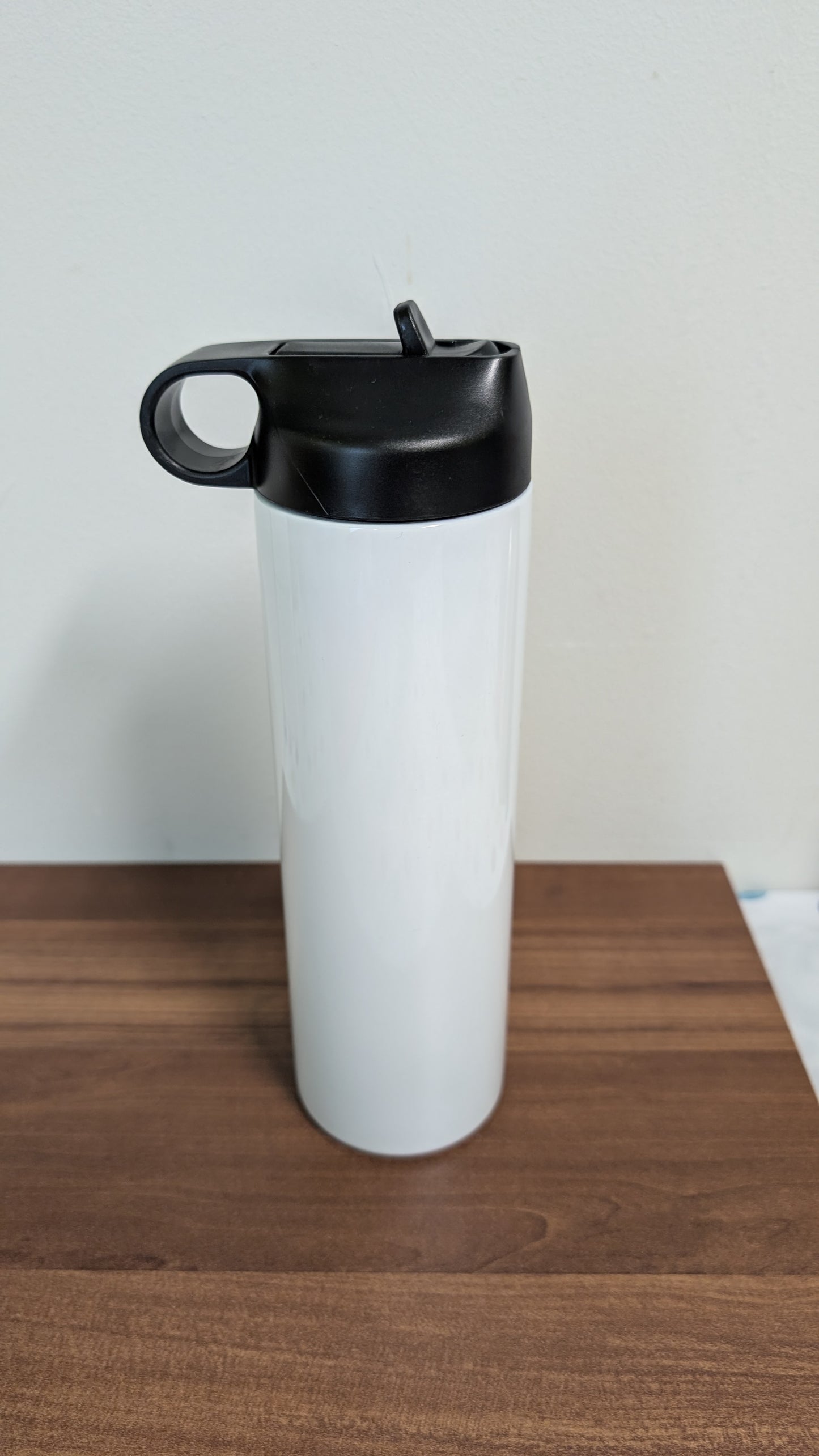 Flasche mit integriertem Strohhalm 600ml für Motivauswahl